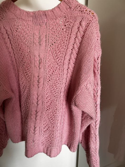 Butik Laurella kardigan Melissa sweter oversize z ozdobnymi guzikami pudrowy róż