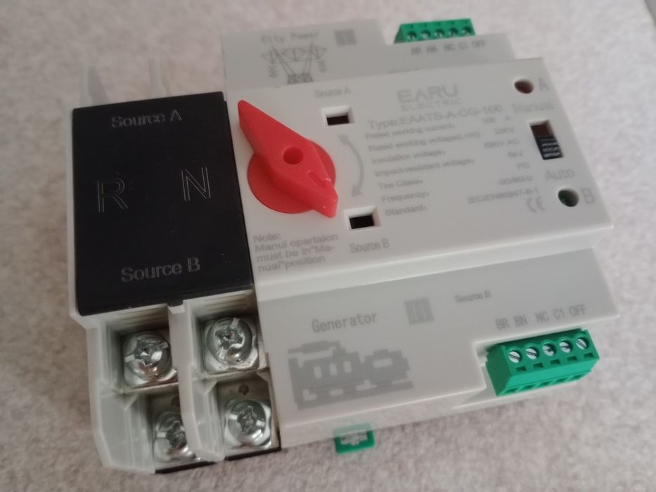 Перемикач введення резерву I-II Earu 2P АВР