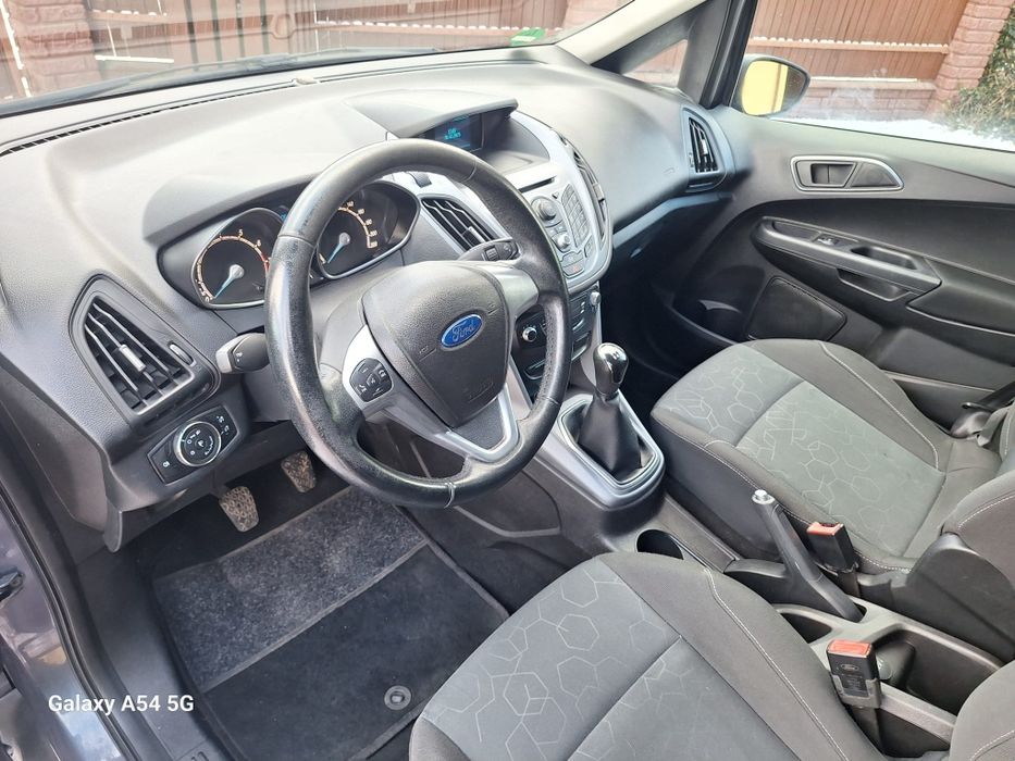 Ford B max. 1.0 benzyna. Ładny Stan. Po serwisie.