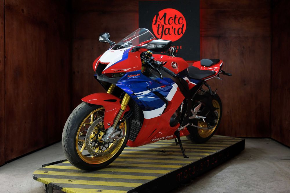 Honda CBR1000RR-R Fireblade SP із Японії