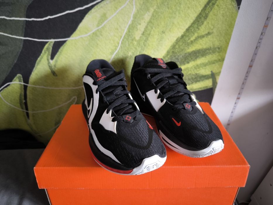 Nike Kyrie Low 5 buty do koszykówki r. 39