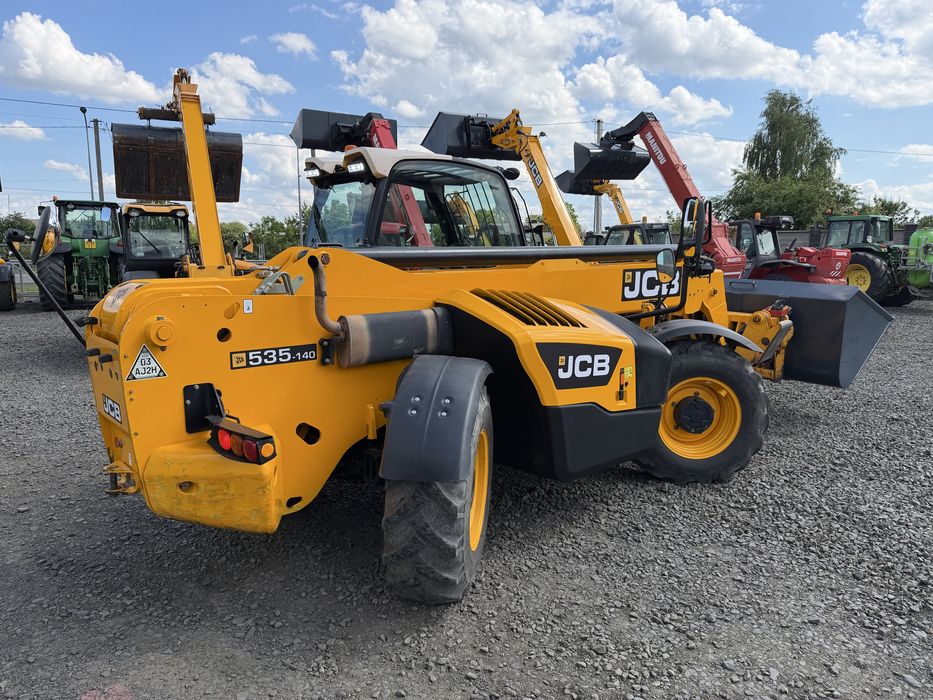 JCB 535-140 погрущик manitou