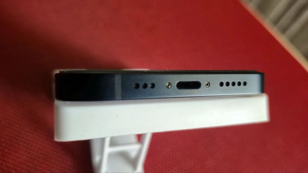 iPhone 13 128gb   Neverlock 99%