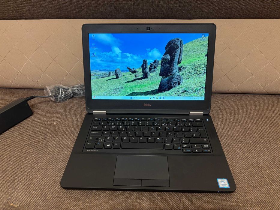 Laptop Dell Latitude E5270 + opcja stacja dokująca z monitorem