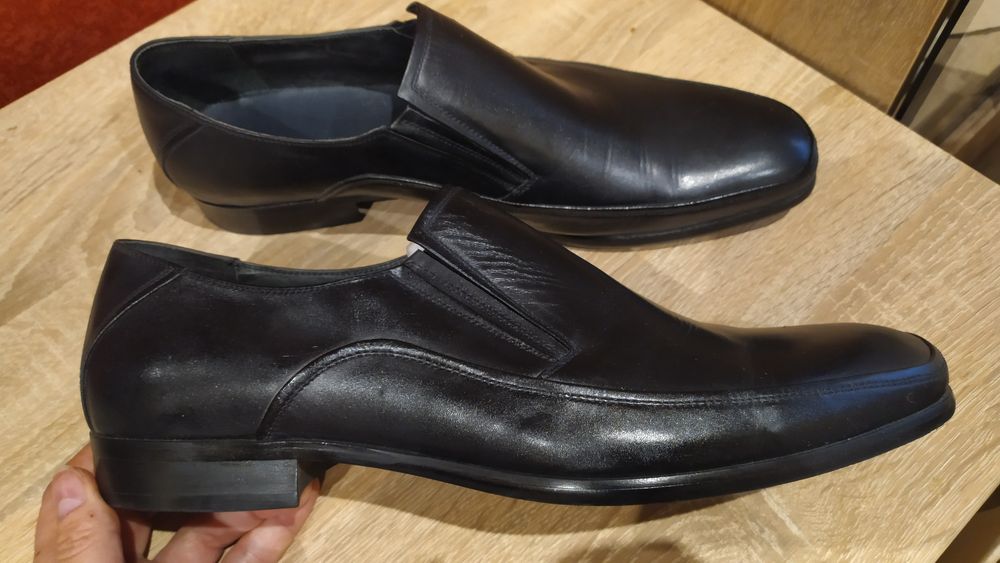 Туфлі чоловічі шкіряні фірмові.