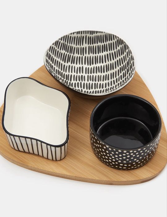 Таця сервірувальна / тарілочки набір