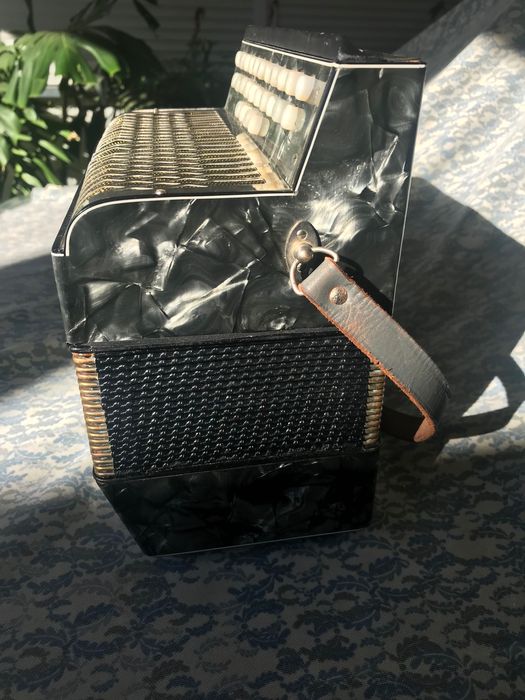 Vendo concertina em muito bom estado de conservação