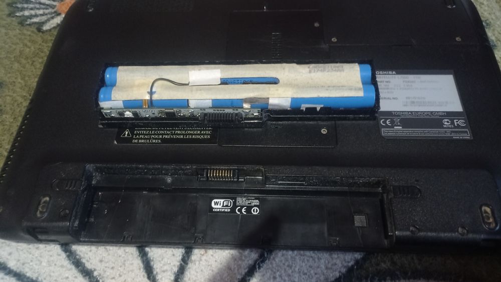 Toshiba satellite l755D- 11w