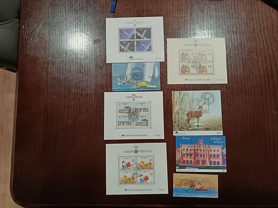 Blocos novos com carimbos de primeiro dia