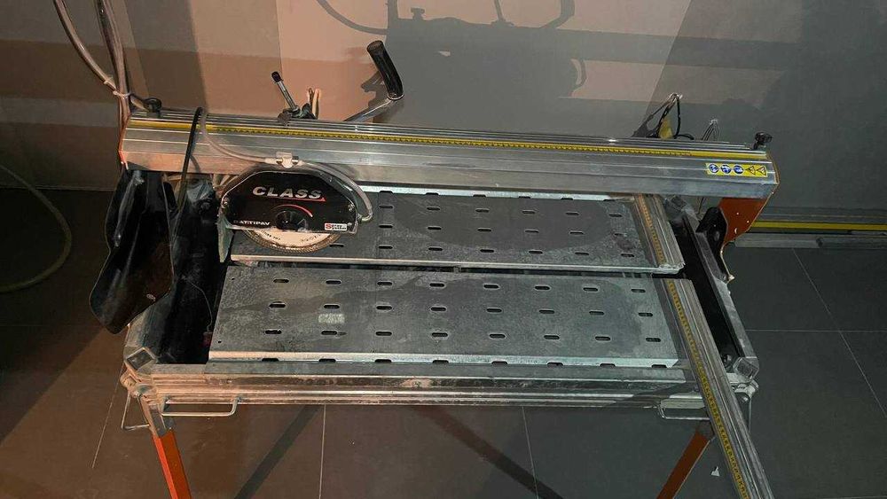 Продам плиткоріз Nuova Battipav CLASS 900