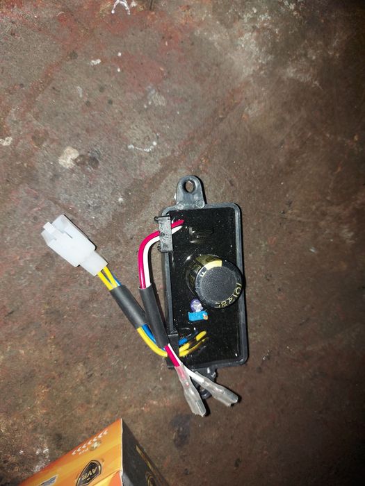 Продам avr для бензогенератора до 3х квт