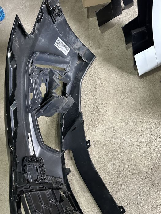 Бампер передній Audi A5 S5 B9 8W6 s-line