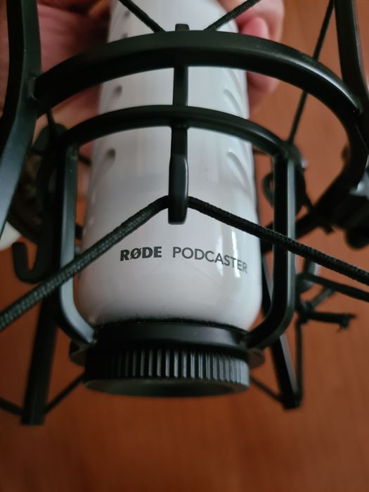 Microfone RODE PODCASTER + PSM1