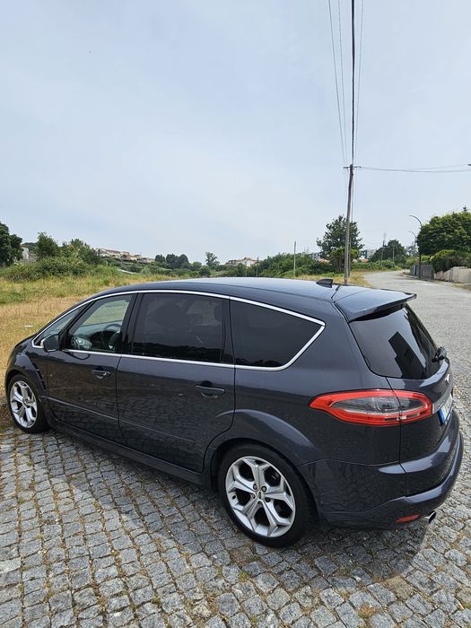 Carrinha Ford SMax