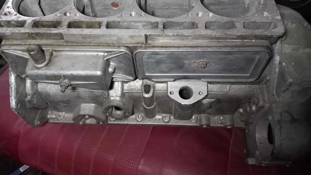 Блок двігателя Уаз Волга