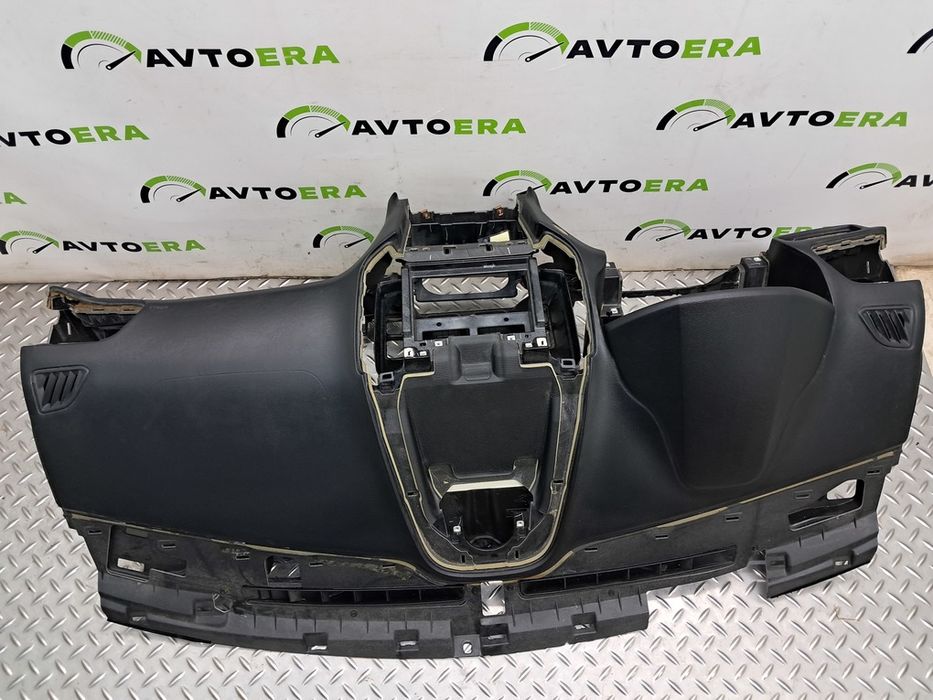 Торпедо с подушкой безопасноти FORD EDGE MK2 15-24 GT4Z5804320EB