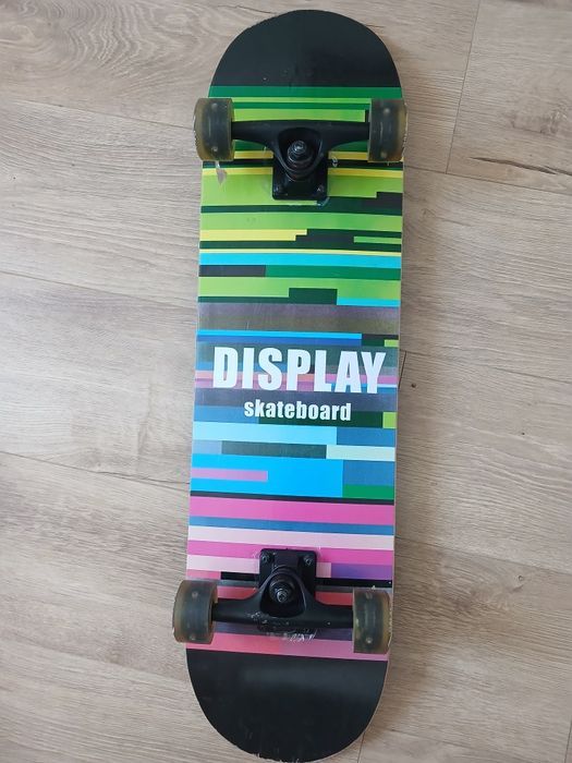Дерев'яний скейтборд серії Display