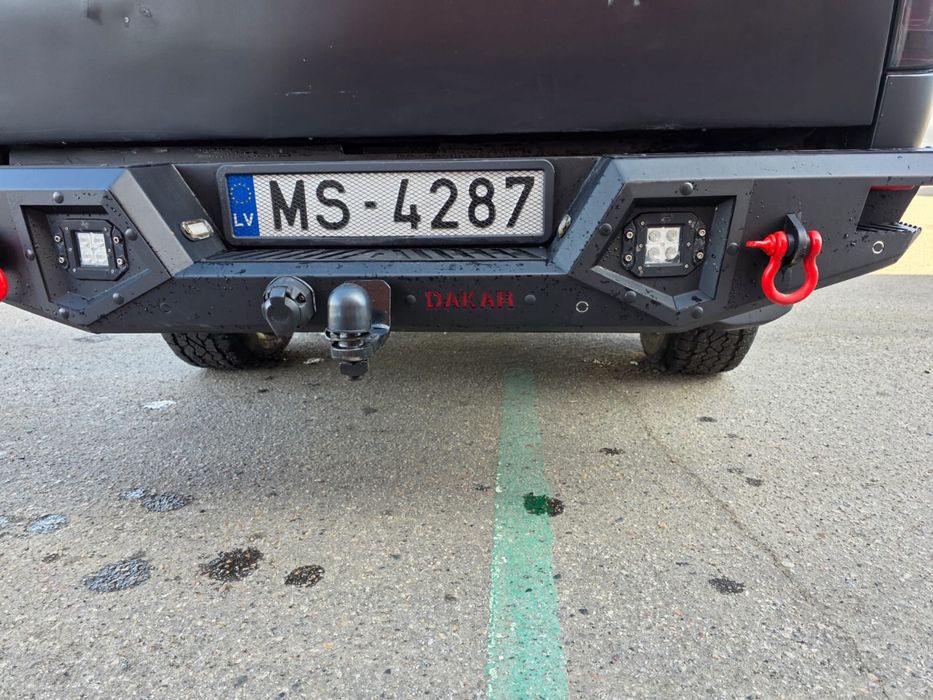 Продаж Nissan Navara