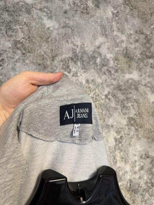 Кофта Armani розмір М нова