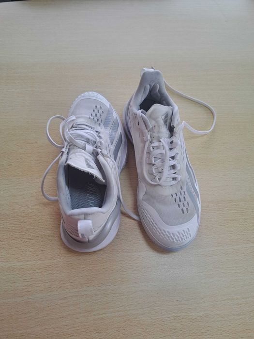 Sapatilha de padel Adizero Cybersonic em branco
