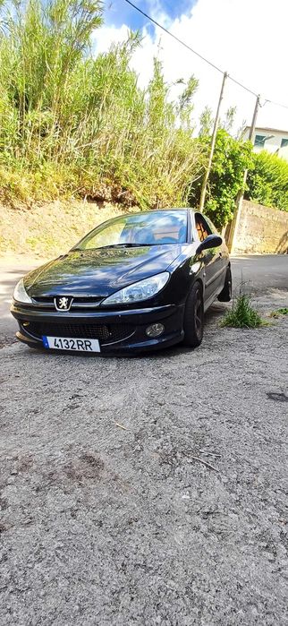 Vendo meu carro para comprar  outro familiar