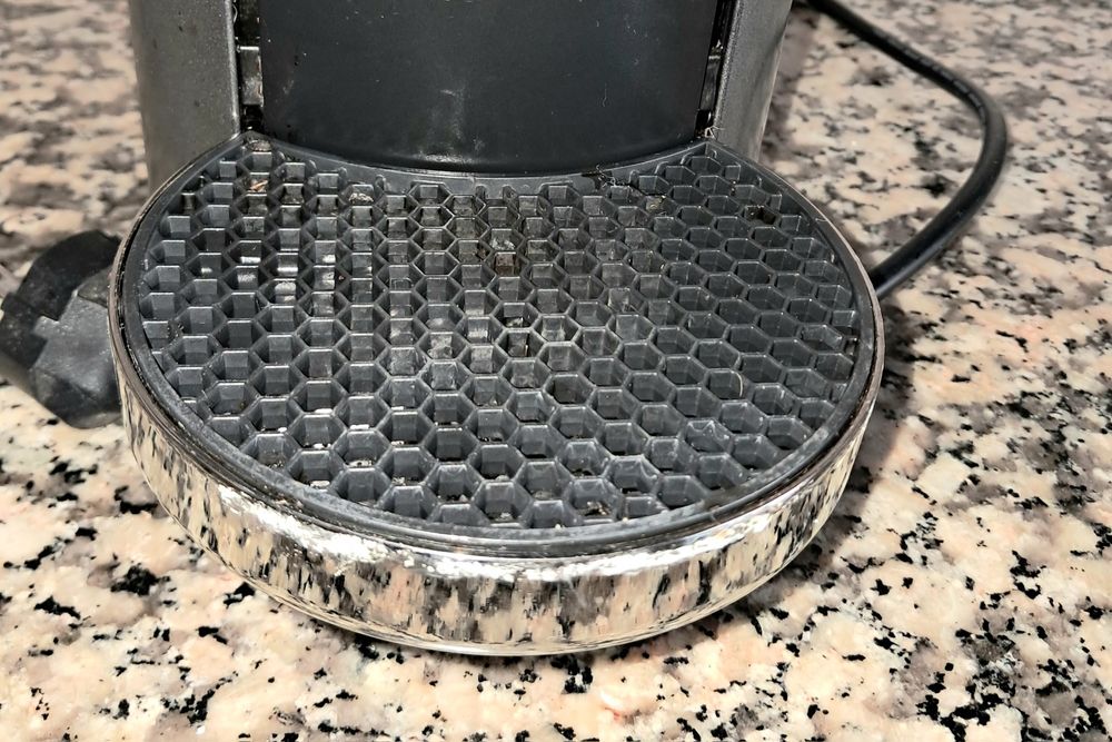 Máquina café Nespresso Vertuo Plus Deluxe