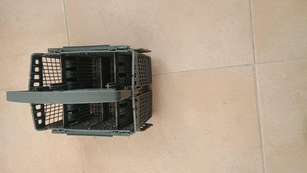 Cesto talheres marca Teka