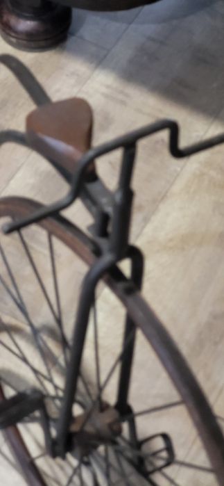 Stary metalowy Bicykl ze stojakiem  65cm