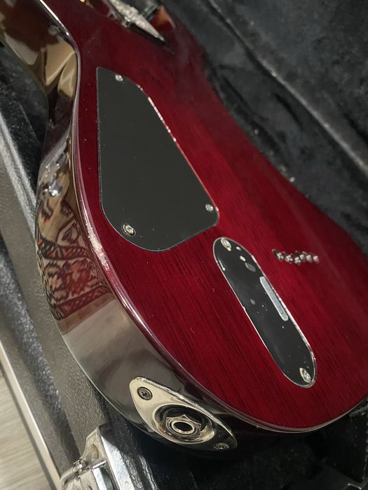 Schecter Damien Elite-6 Crimson Red