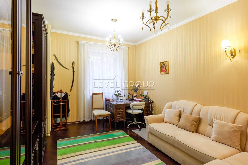 Будинок 230 м² з ремонтом, банею та гаражем, Северинівка, 10 сот, Без%