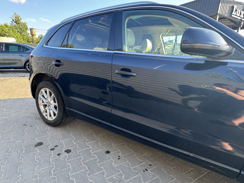 Продам Audi Q5 2010