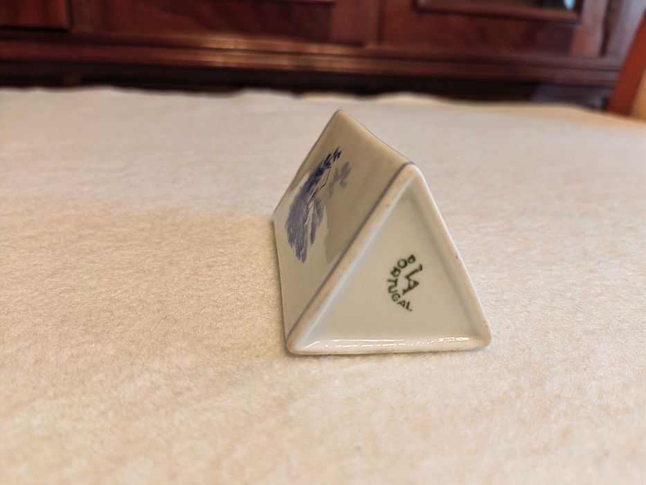 Paliteiro Triangular Vintage Vista Alegre (Carimbo 1947-1968)