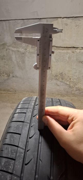Літні шини 225 55 r18 3шт.