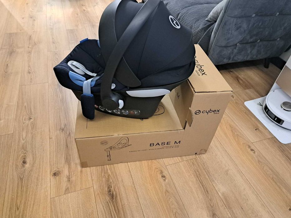 Fotelik cybex ! Dwa foteliki z bazą ! Jak nowe !