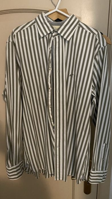 Lote Roupa Marca em Excelente estado