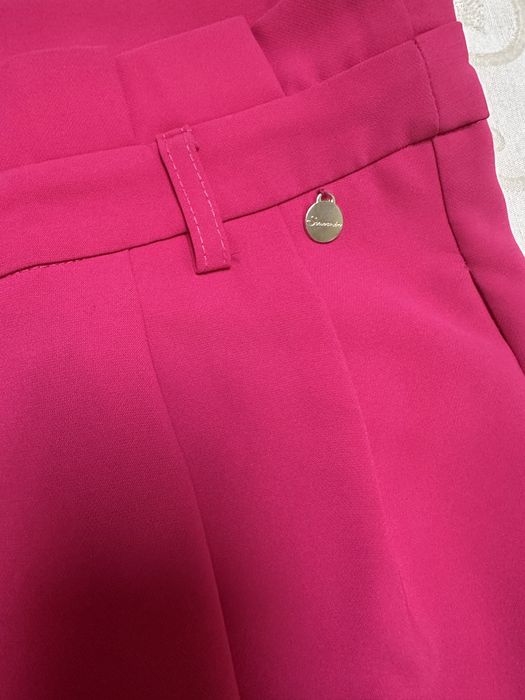 Костюм брючный женский