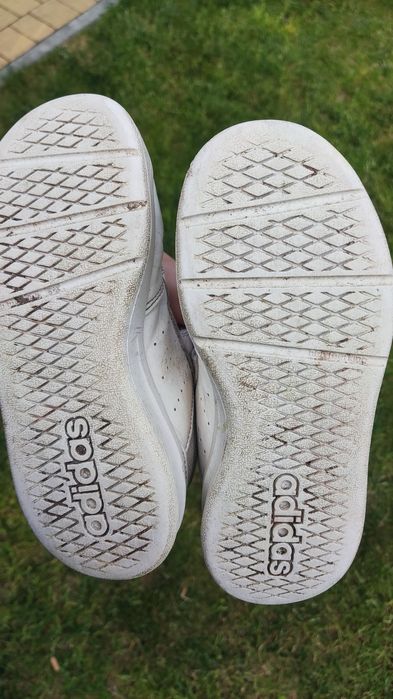 Buty sportowe adidas 32