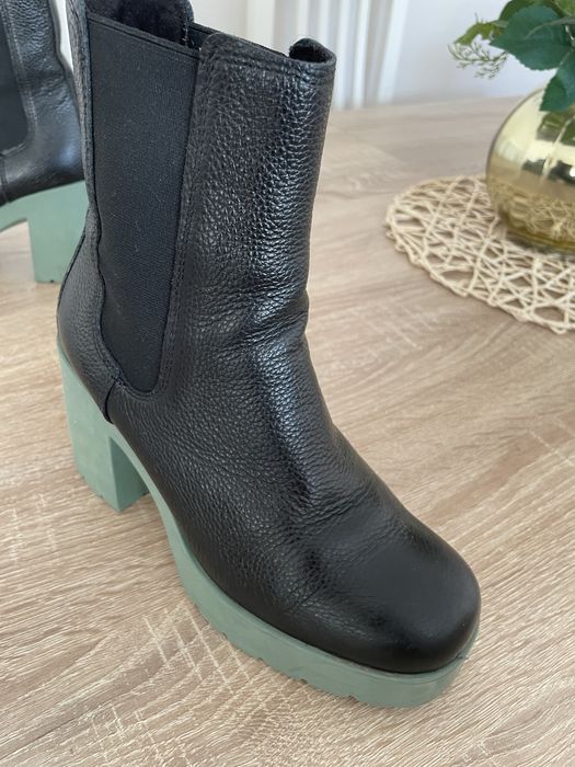 Sztyblety RYLKO  nr 36 czarne damskie