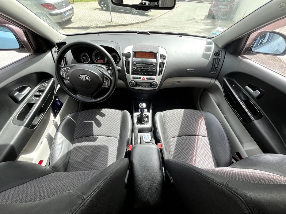 Kia Ceed 1.6 Crdi (Diesel)