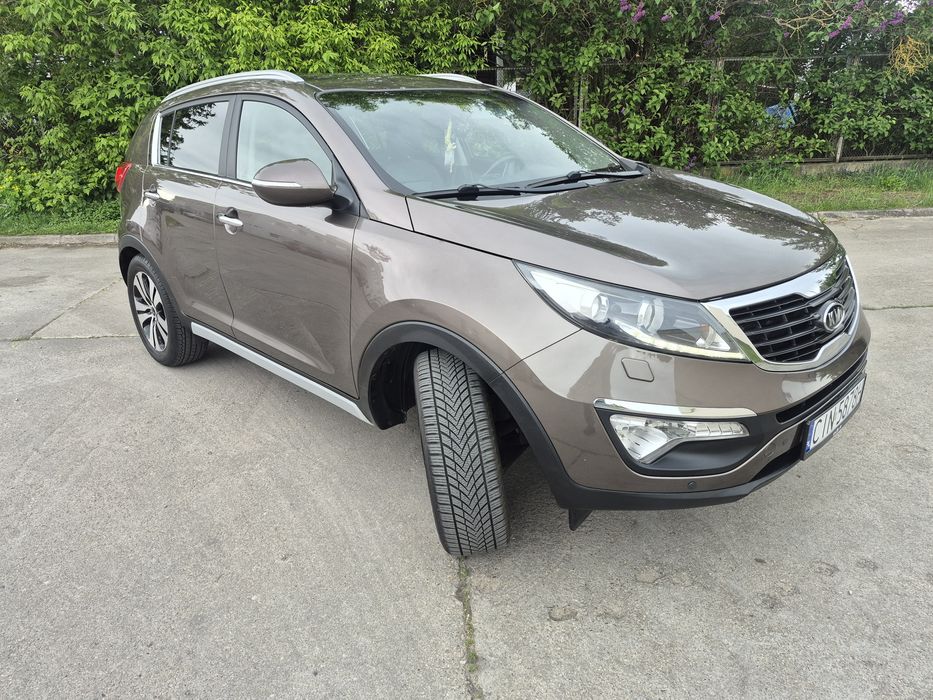 Sprzedam kia sportage  zadbane 2.0 DOHC  benzyna