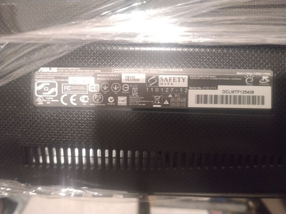 Vários monitores LG e ASUS