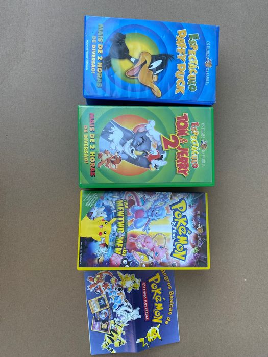 Várias cassetes VHS - Disney Pokémon toy story etc