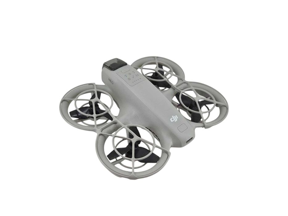 Dron dji neo combo