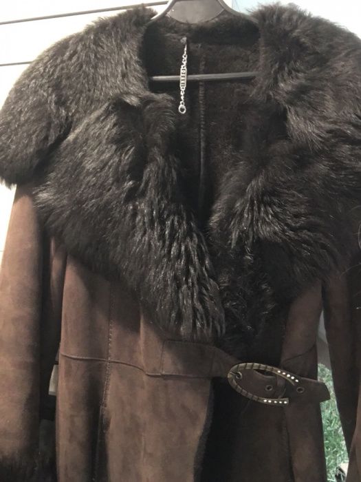 Kożuch naturalny znanej marki Derri czekolada 38