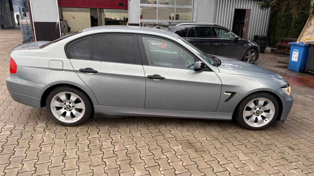 Bmw e90 320i automat