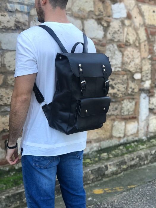 Мужской черный кожаный рюкзак ручной работы. Натуральная кожа