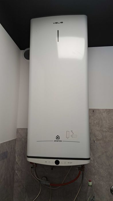 Ariston VELIS PRO 100 podgrzewacz wody / bojler  elektryczny 80 litrów