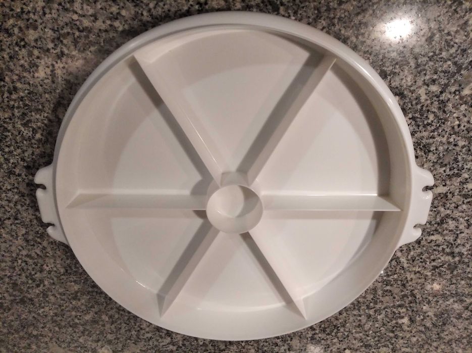Tupperware Tupper Seal 224-14 - recipiente 32 cm com 6 divisórias