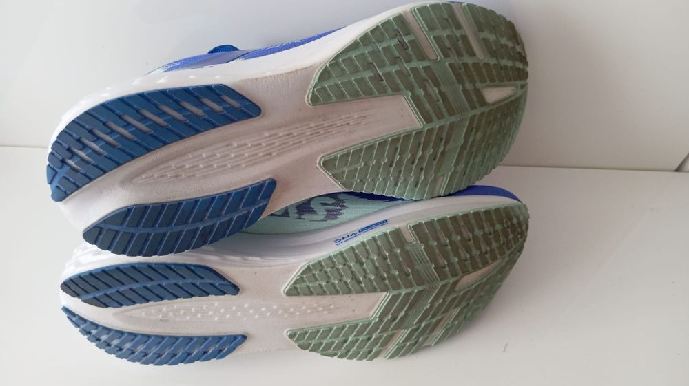 BROOKS launch 11  43