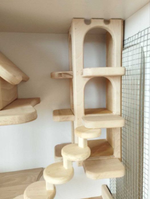 Бігове колесо, будиночок, каруселі, сходи для шиншил та білок